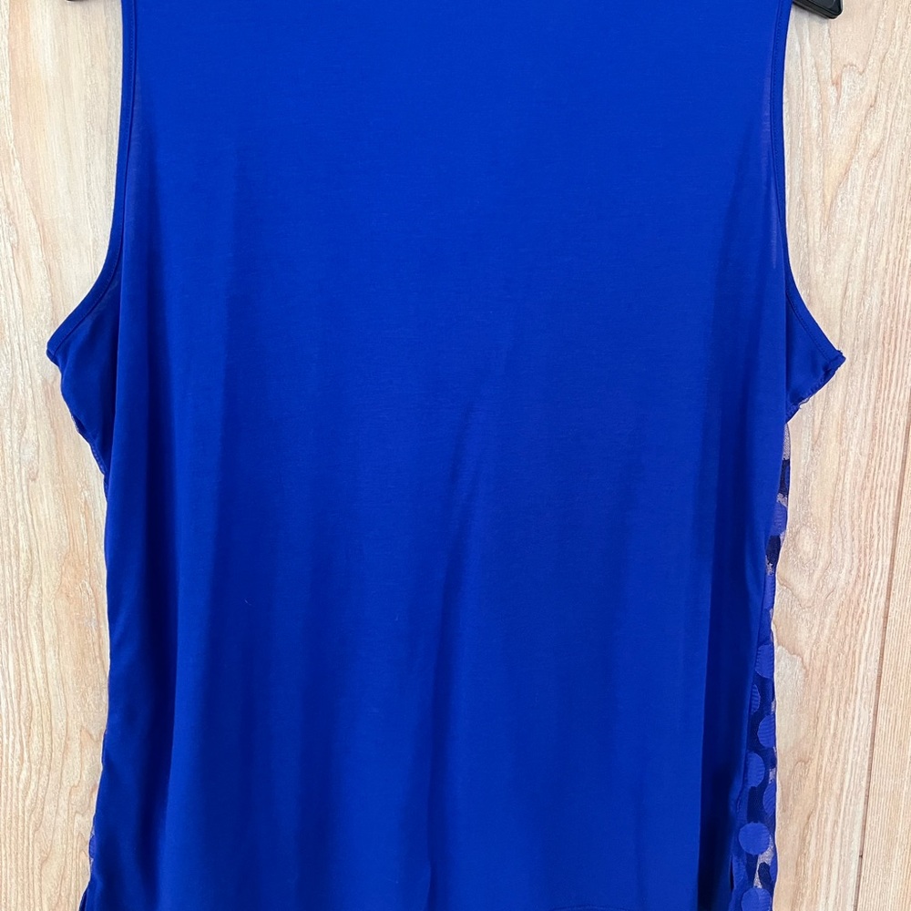 Eve & Maddie Women’s Sleeveless V-Neck Polka Dot Top - Royal Blue - Picture 11 of 12